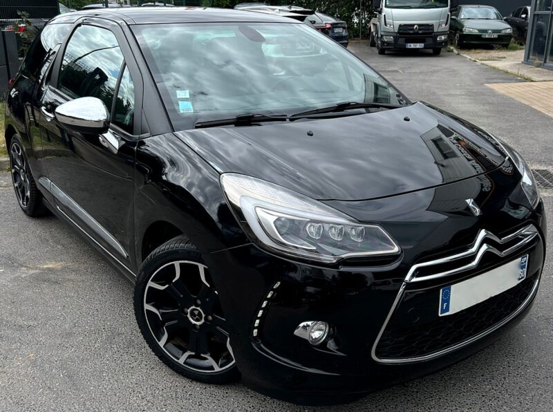 DS CITROEN DS3 PHASE 2 DARK LIGHT 1.2 110 Cv 1ERE MAIN / BOITE AUTO CUIR GPS CAMERA - Garantie1an