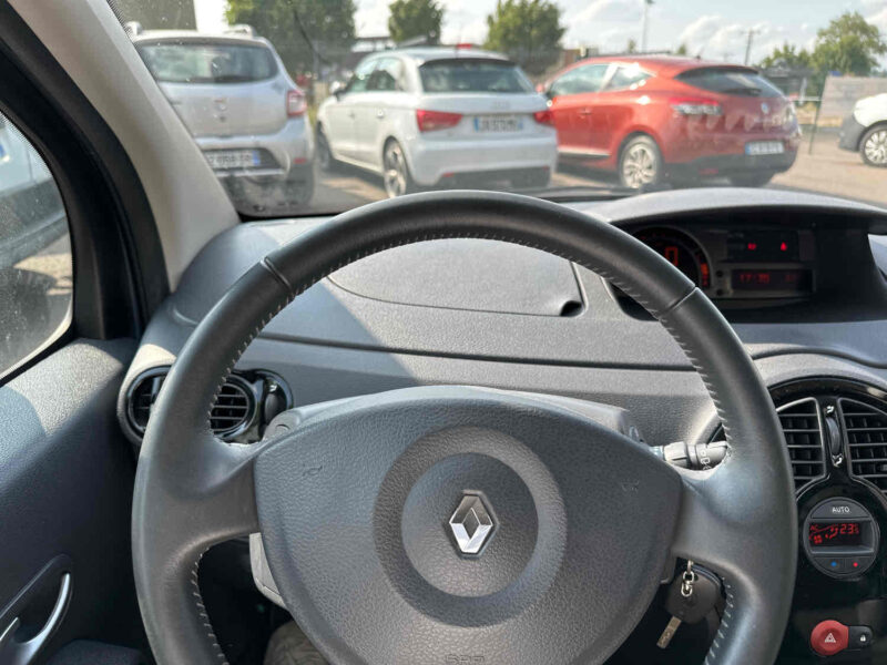 RENAULT GRAND MODUS 2011