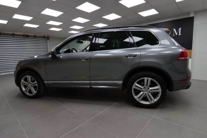 VOLKSWAGEN TOUAREG 2014