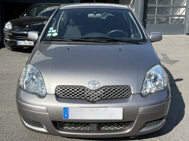 TOYOTA YARIS PHASE II 1.0 VVT-i 68 Cv 1ERE MAIN / 54 500 Kms CLIMATISATION BLUETOOTH - Garantie1an