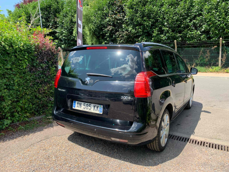 PEUGEOT 5008 1.6HDI 110CV