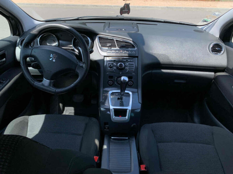 PEUGEOT 5008 1.6HDI 110CV