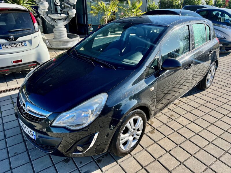 OPEL CORSA E 1.3 CDTI 95CH STOP/START COSMO