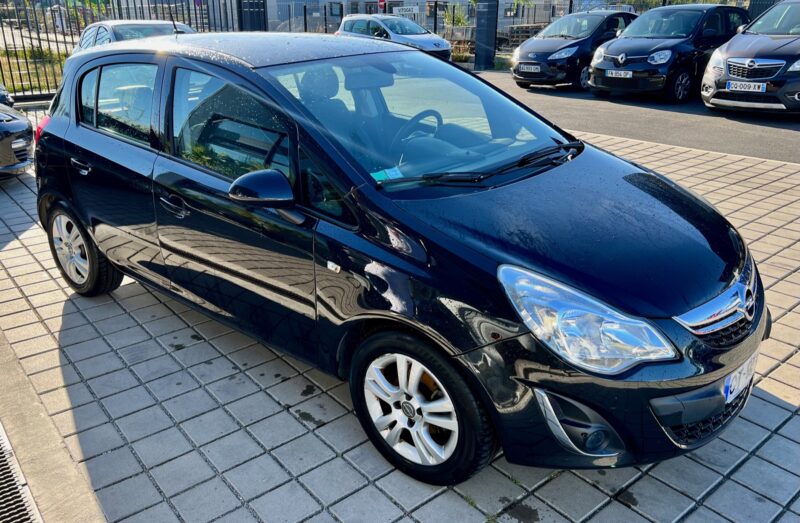 OPEL CORSA E 1.3 CDTI 95CH STOP/START COSMO