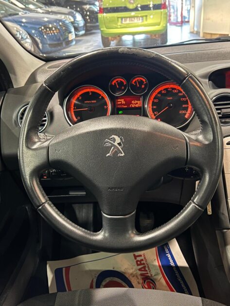 PEUGEOT 308 SW I 2011