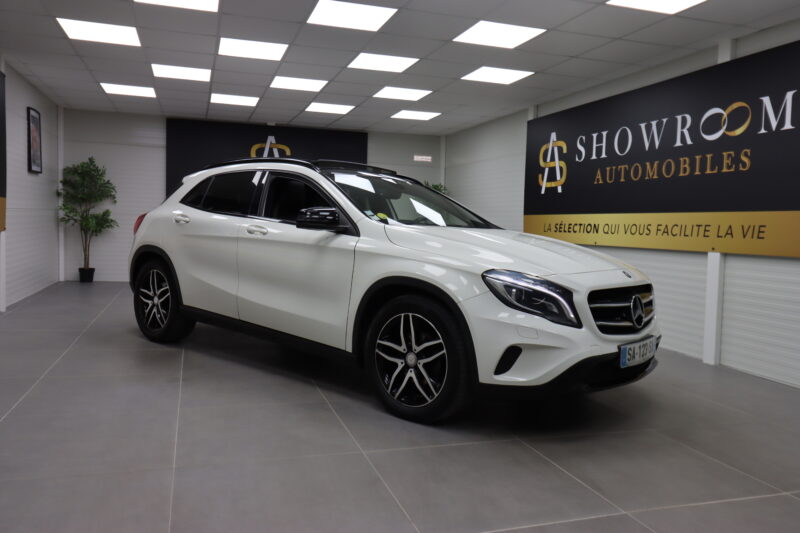 MERCEDES-BENZ   CLASSE GLA 2014