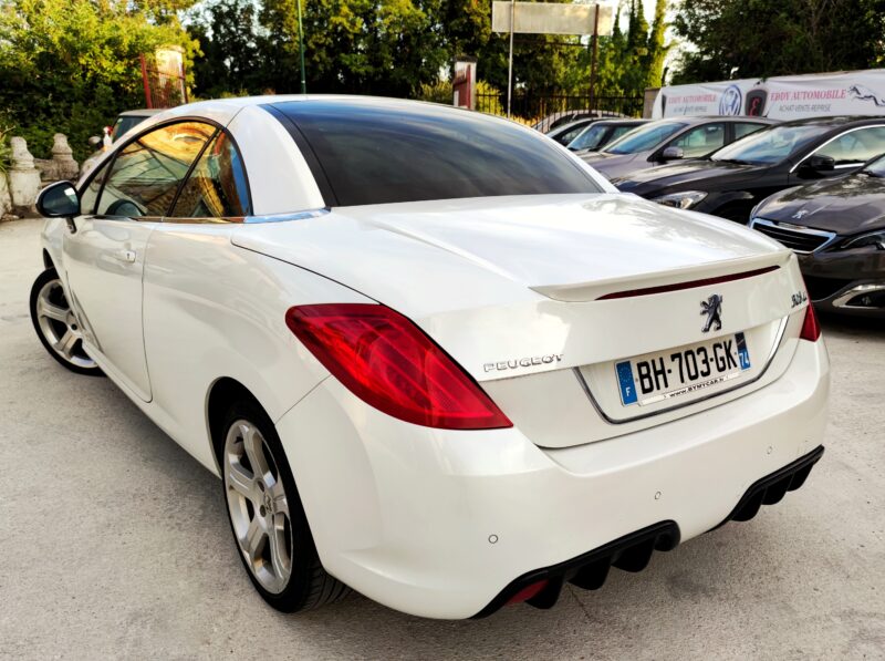 PEUGEOT 308 CC 2011