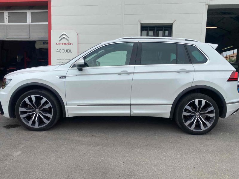 VOLKSWAGEN TIGUAN 2.0 TDI 240 4motion R-line Toit ouvrant