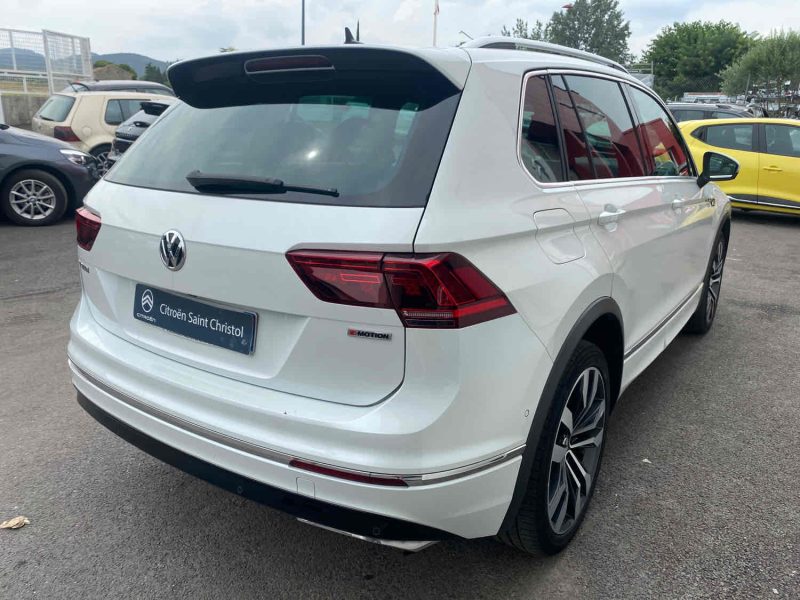 VOLKSWAGEN TIGUAN 2.0 TDI 240 4motion R-line Toit ouvrant