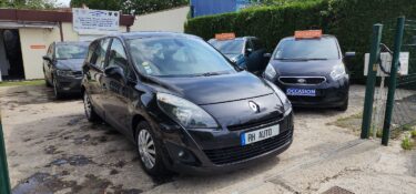 RENAULT GRAND SCÉNIC III 1.5 dCi EXPRESSION 7 PL