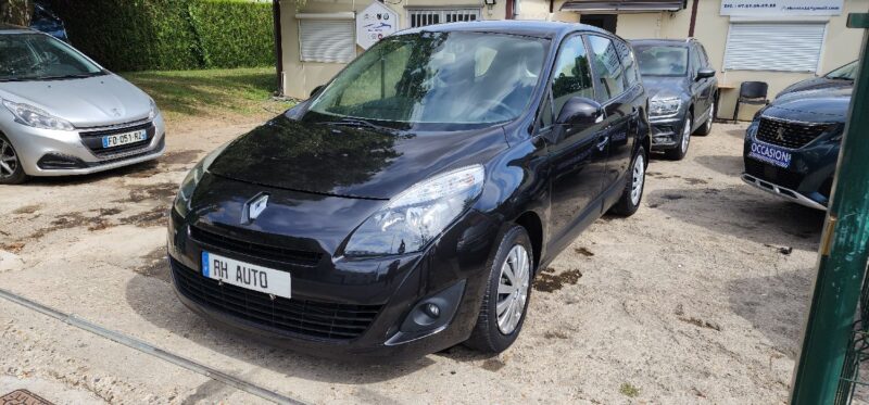 RENAULT GRAND SCÉNIC III 1.5 dCi EXPRESSION 7 PL