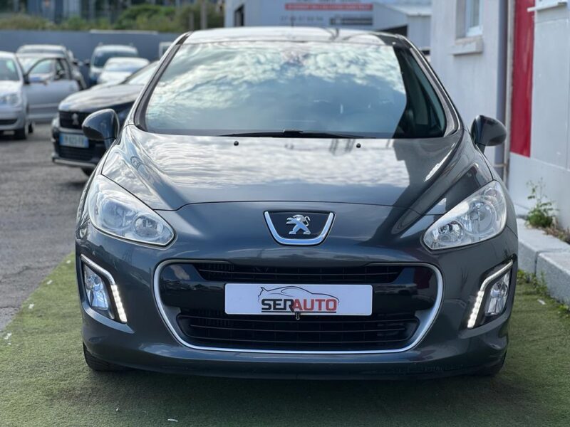 PEUGEOT 308 2013