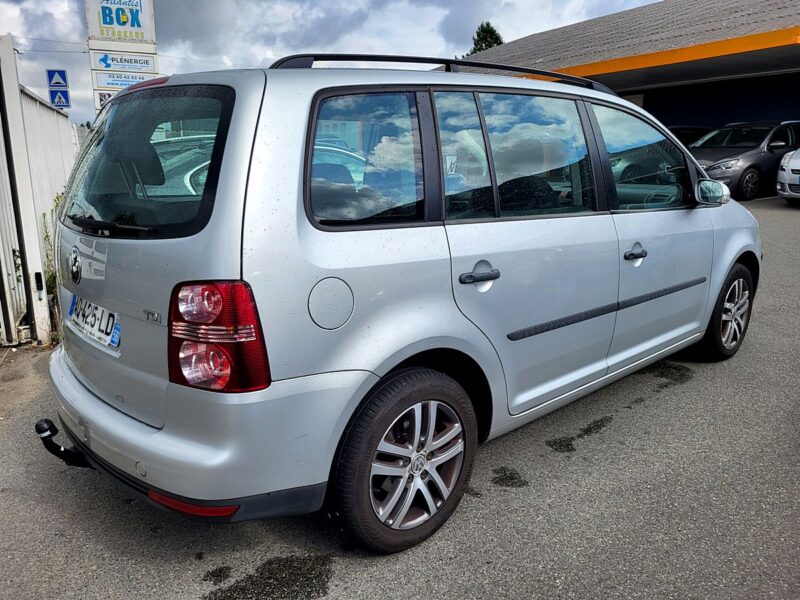 VOLKSWAGEN TOURAN 2007