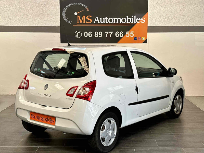 RENAULT TWINGO II 2012