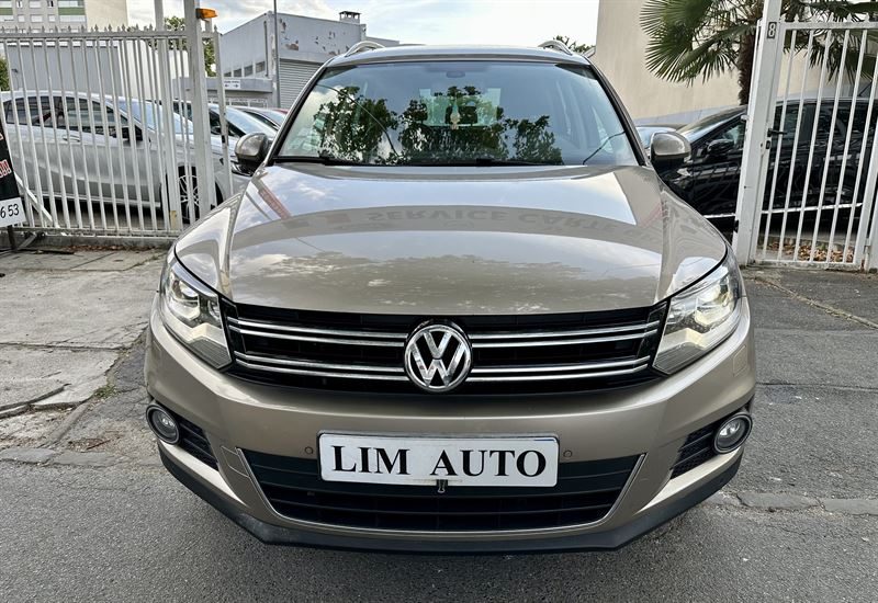 VOLKSWAGEN TIGUAN 2011