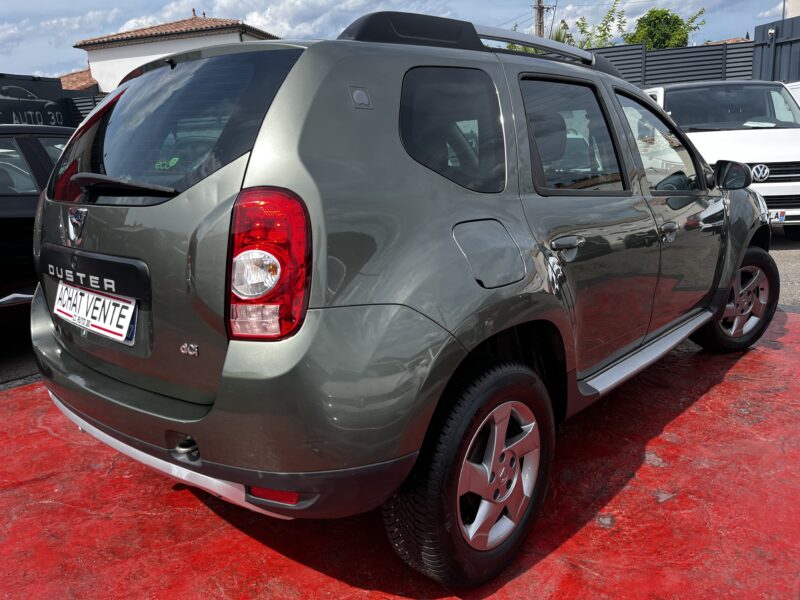 DACIA DUSTER 2012