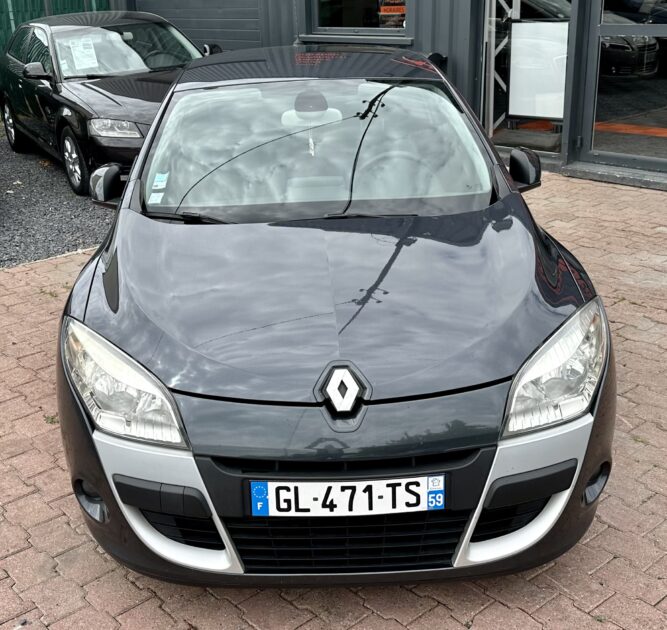 RENAULT MEGANE III Coupé 2009