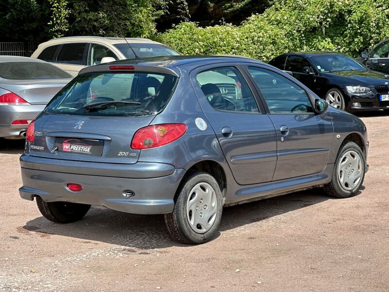 Peugeot 206 1.4 HDI 68 CV / Clim / 5 porte / Paiement 4x Possible