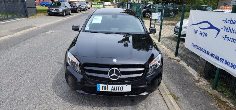 MERCEDES GLA 200 CDI 4-matic  INTUITION 136cv