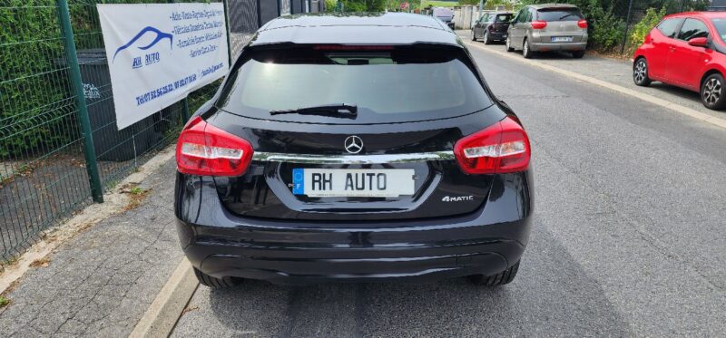 MERCEDES GLA 200 CDI 4-matic  INTUITION 136cv