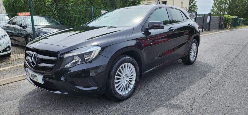 MERCEDES GLA 200 CDI 4-matic  INTUITION 136cv