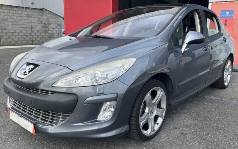 PEUGEOT 308 FELINE 2.0 HDI 136 Cv 1ERE MAIN / 68 200 Kms Réels TOIT PANORAMIQUE - Garantie1an