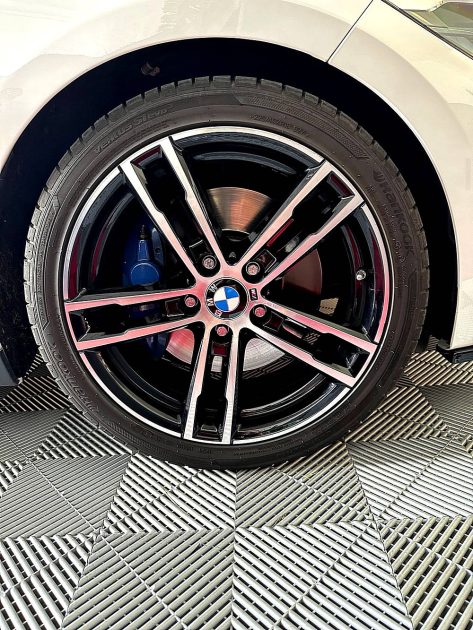 BMW Série 1 M140i A xDrive 340ch m 14