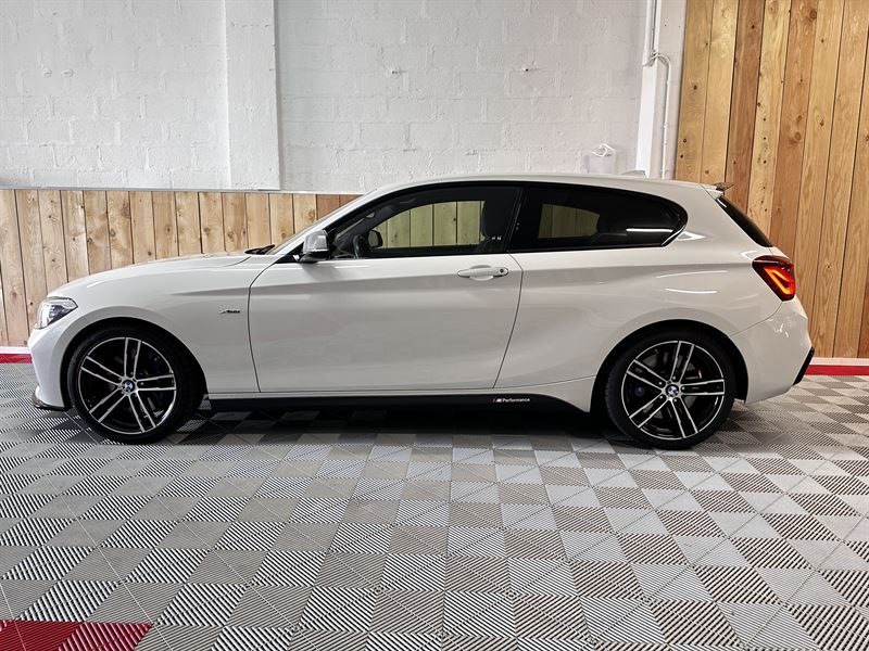 BMW Série 1 M140i A xDrive 340ch m 14