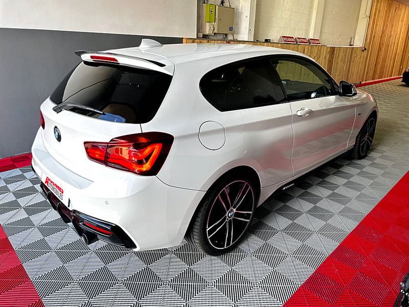 BMW Série 1 M140i A xDrive 340ch m 14