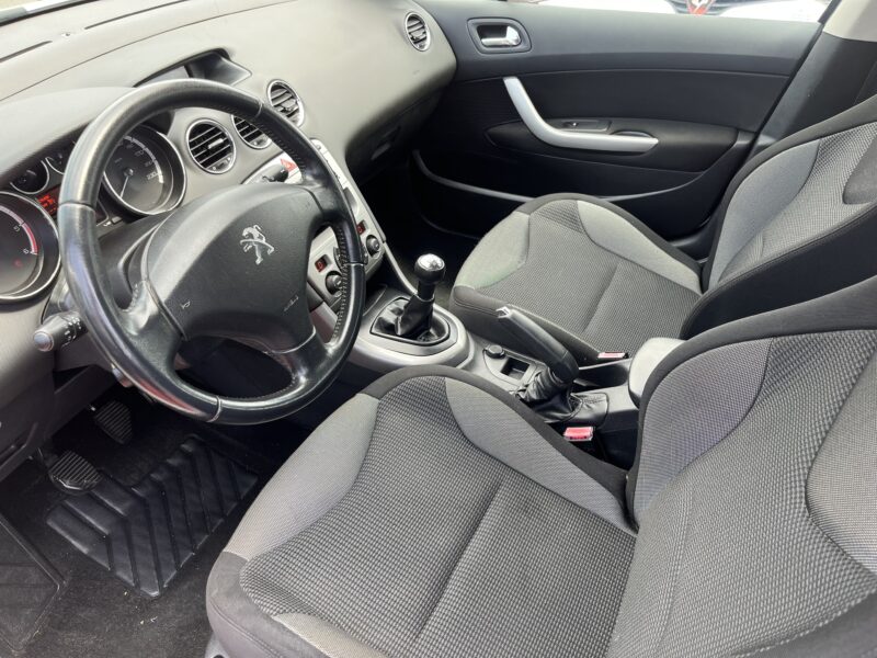 PEUGEOT 308 I 2011