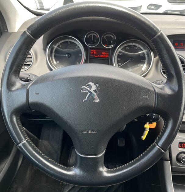 PEUGEOT 308 I 2011