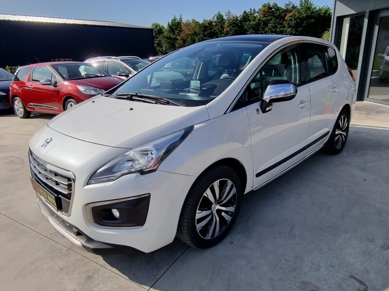 PEUGEOT 3008 2.0 HDi Hybrid4 200