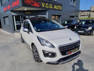 PEUGEOT 3008 2.0 HDi Hybrid4 200