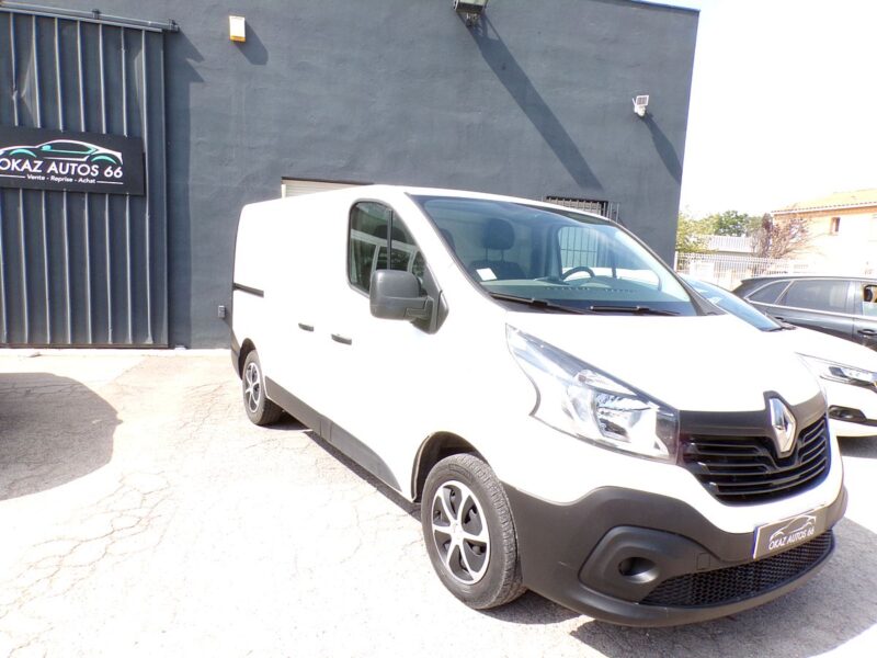 RENAULT TRAFIC 2019