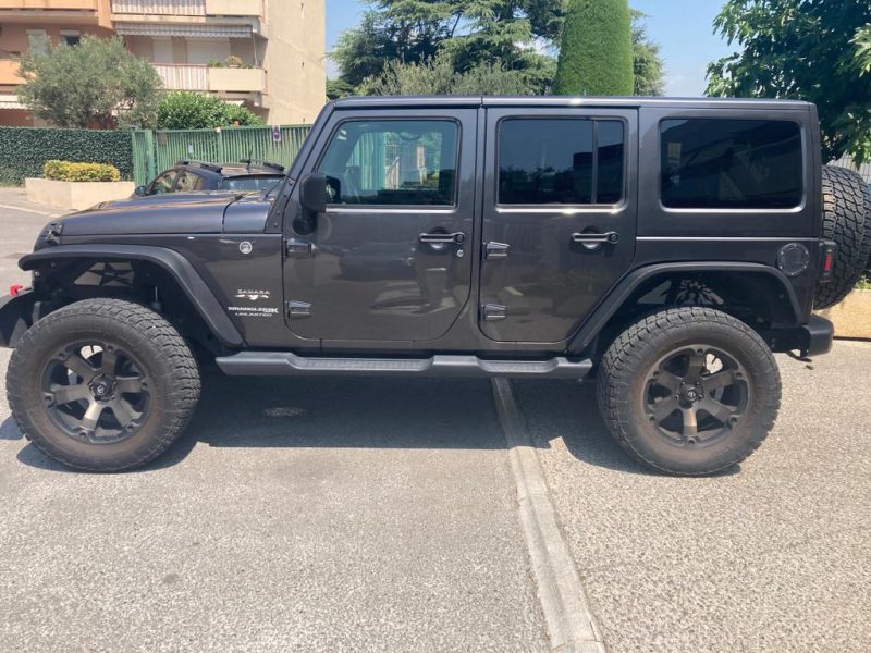 Jeep wrangler 3.0 v6 sahara 284 ch jk unlimited bva