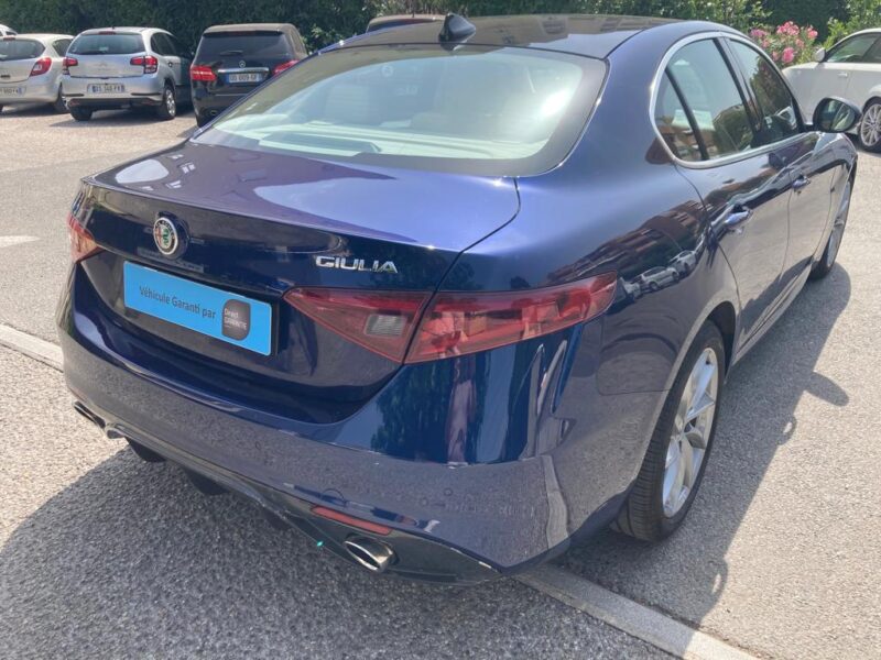 ALFA ROMEO GIULIA  2.0 ATB  200 CH LUSSO AT8 2017