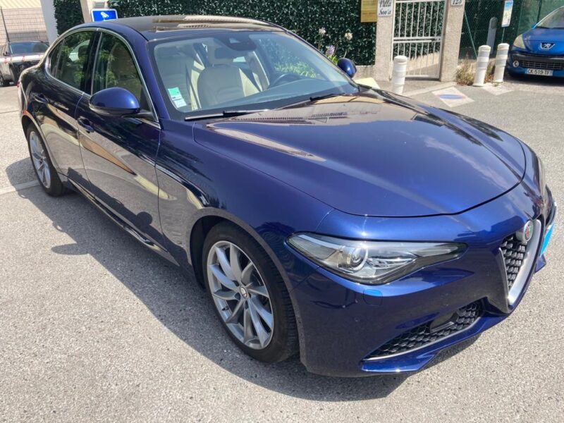 ALFA ROMEO GIULIA  2.0 ATB  200 CH LUSSO AT8 2017