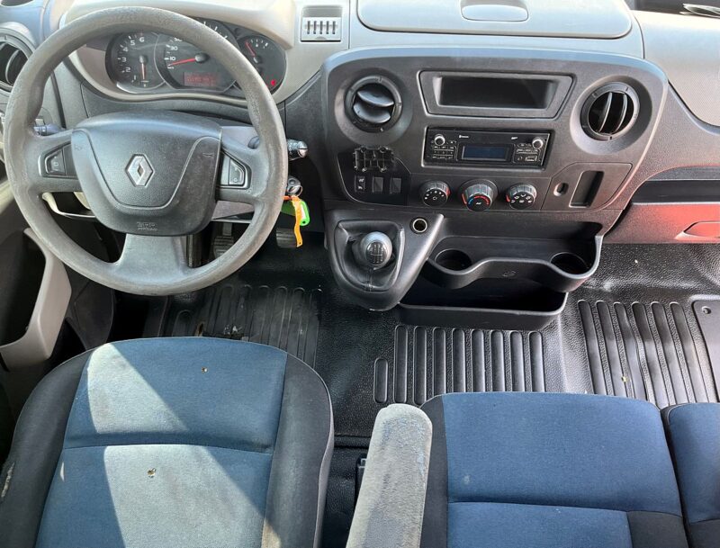 RENAULT MASTER III Camionnette 2015