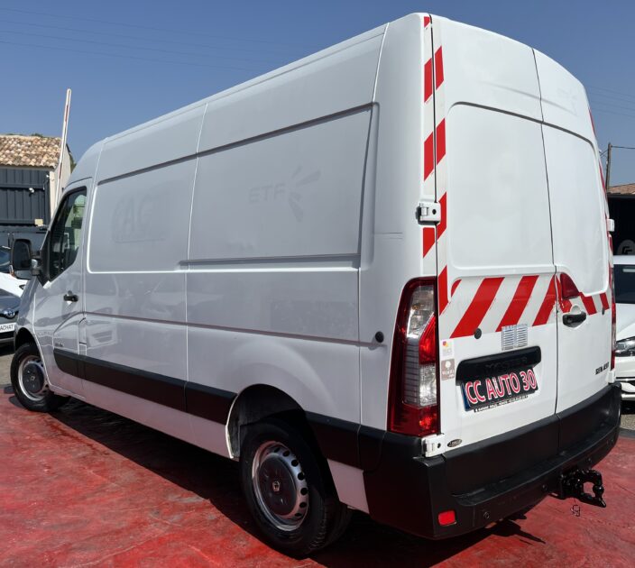 RENAULT MASTER III Camionnette 2015