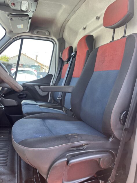 RENAULT MASTER III Camionnette 2015