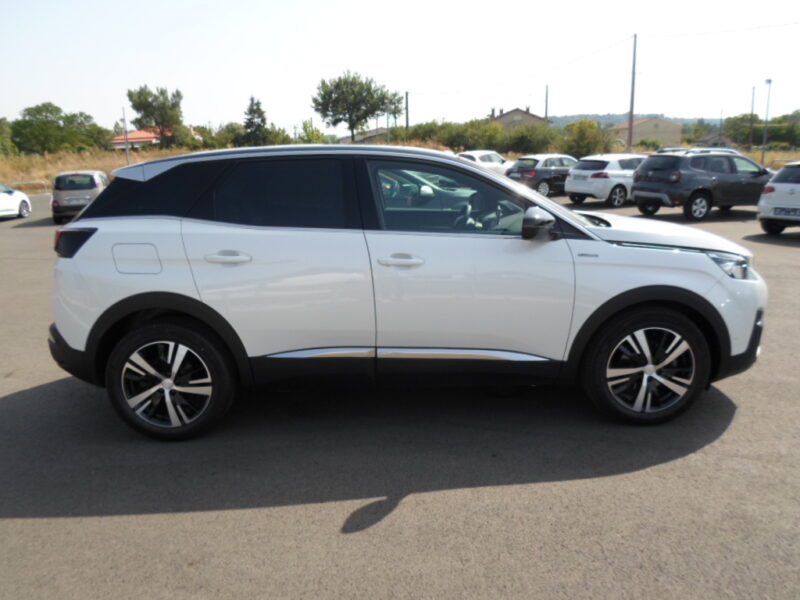 PEUGEOT 3008 1.5 bHDI 130 EAT8 GT-LINE 