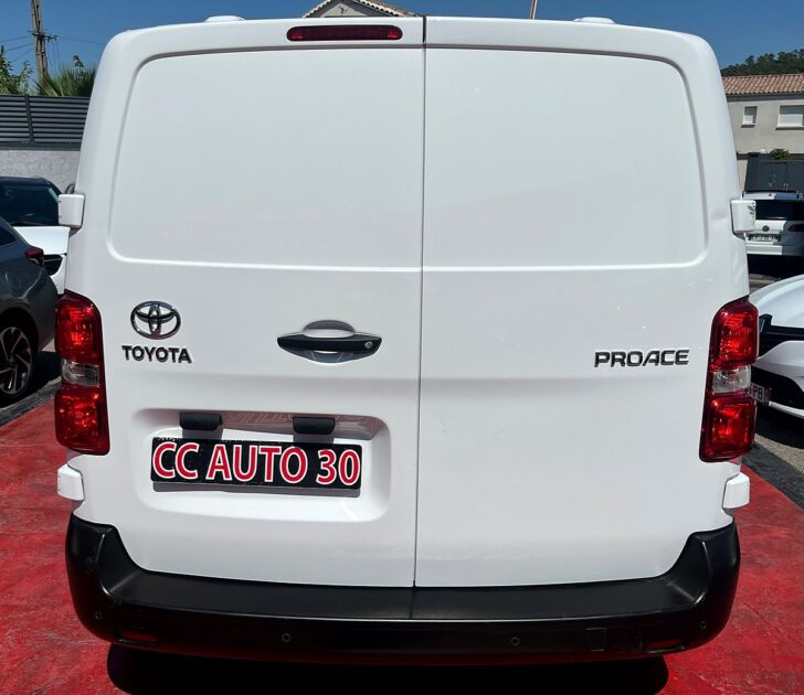 TOYOTA PROACE Camionnette 2022