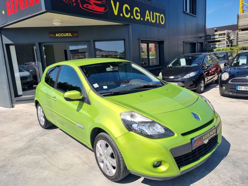 RENAULT CLIO III 1.5 dCi 85 Exception PLEIN DE CARBURANT ET PROCHAIN ENTRETIEN OFFERT !