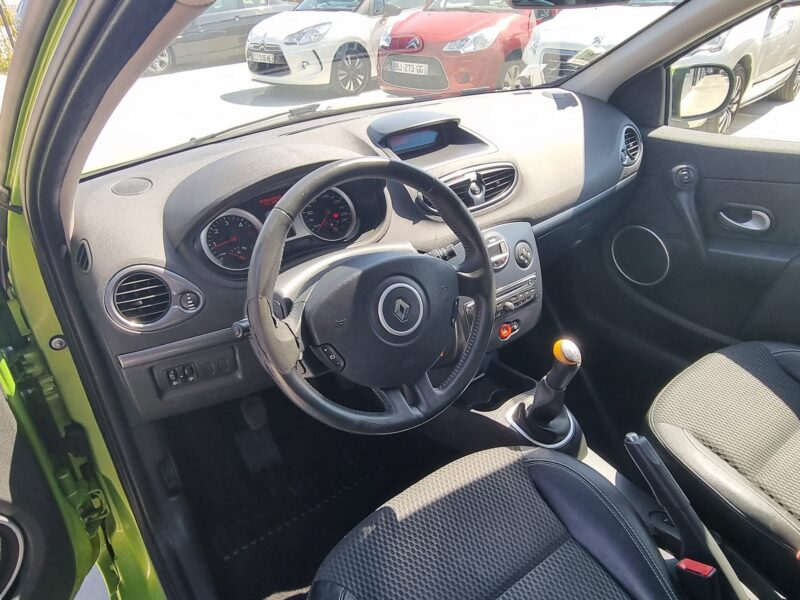 RENAULT CLIO III 1.5 dCi 85 Exception PLEIN DE CARBURANT ET PROCHAIN ENTRETIEN OFFERT !