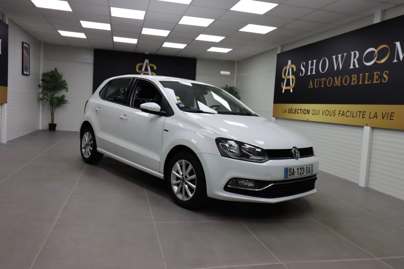 VOLKSWAGEN POLO V 2015