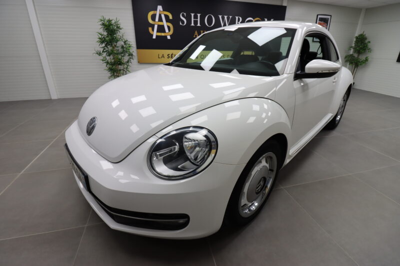 VOLKSWAGEN BEETLE 2013