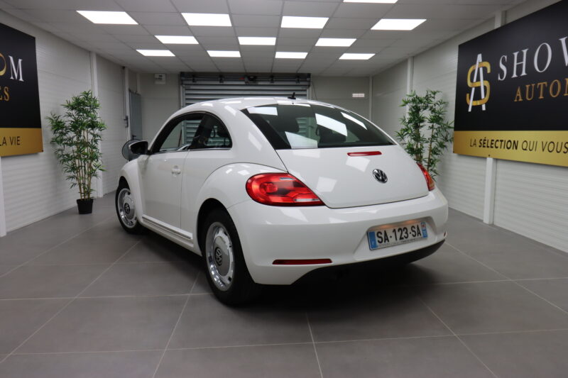 VOLKSWAGEN BEETLE 2013