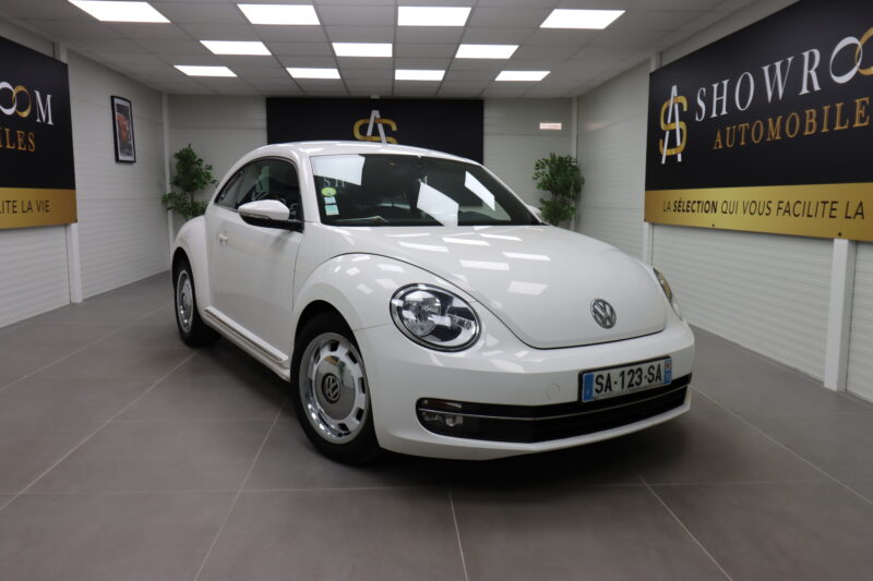 VOLKSWAGEN BEETLE 2013