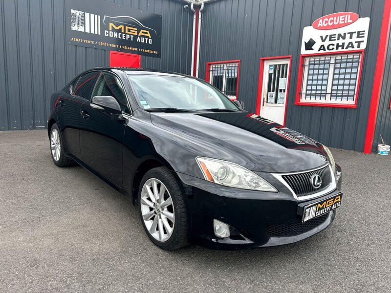 LEXUS IS220 2009