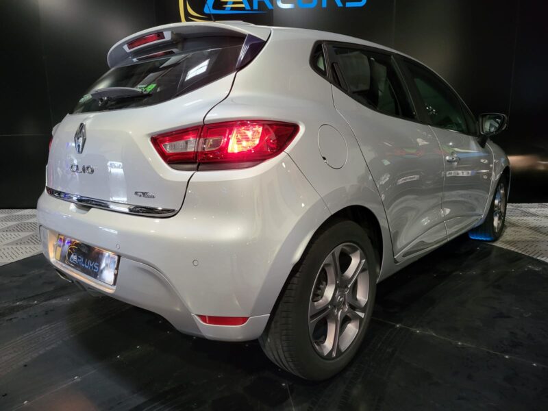 RENAULT CLIO IV 1.5 dCi 90cv GT-Line 5p // ACCES MAINS LIBRE/RADAR-AR/CAMERA DE RECUL/R-LINK